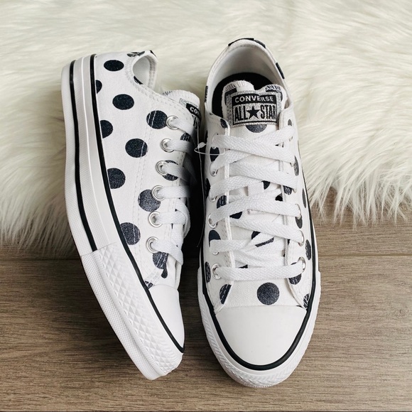 NWT Converse Chuck Taylor All Star Women’s Shoes - Picture 3 of 9